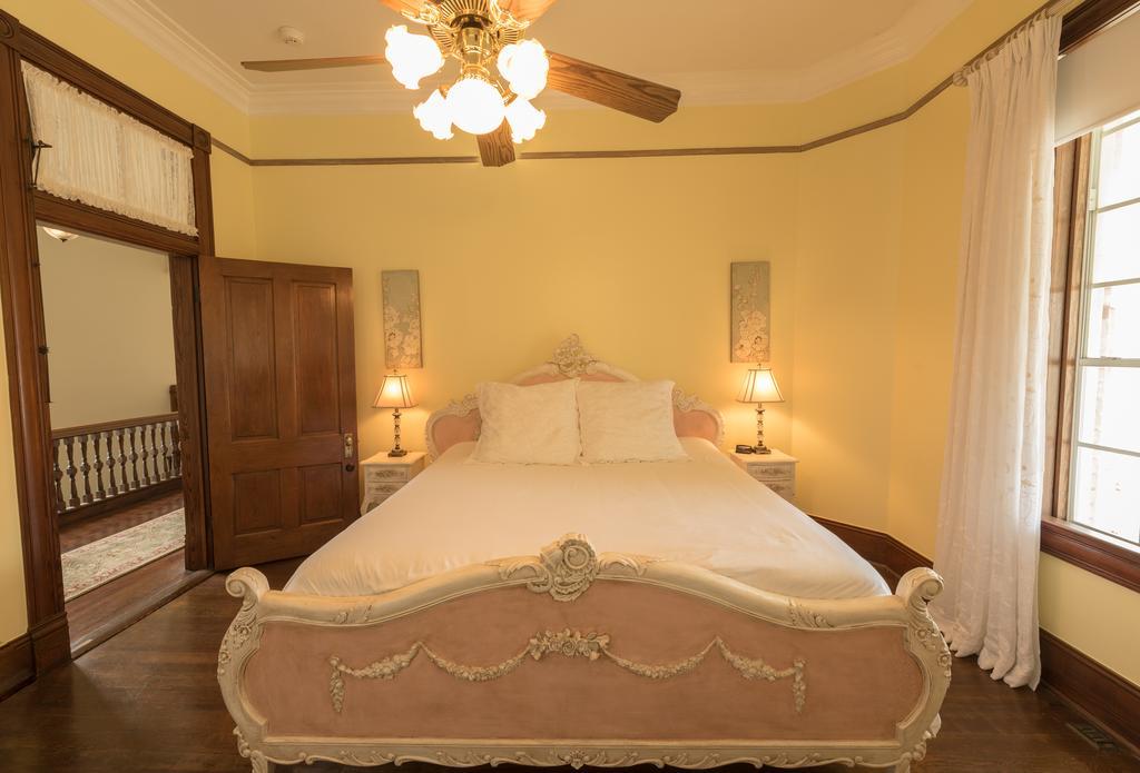 לינה וארוחת בוקר סגווין Mosheim Mansion מראה חיצוני תמונה