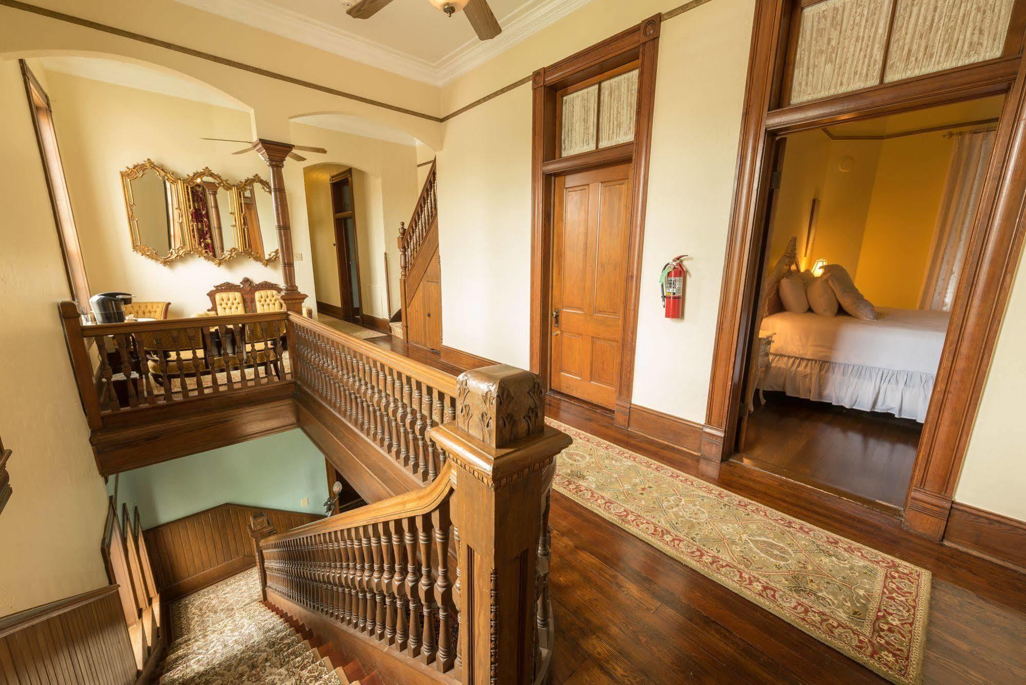לינה וארוחת בוקר סגווין Mosheim Mansion מראה חיצוני תמונה